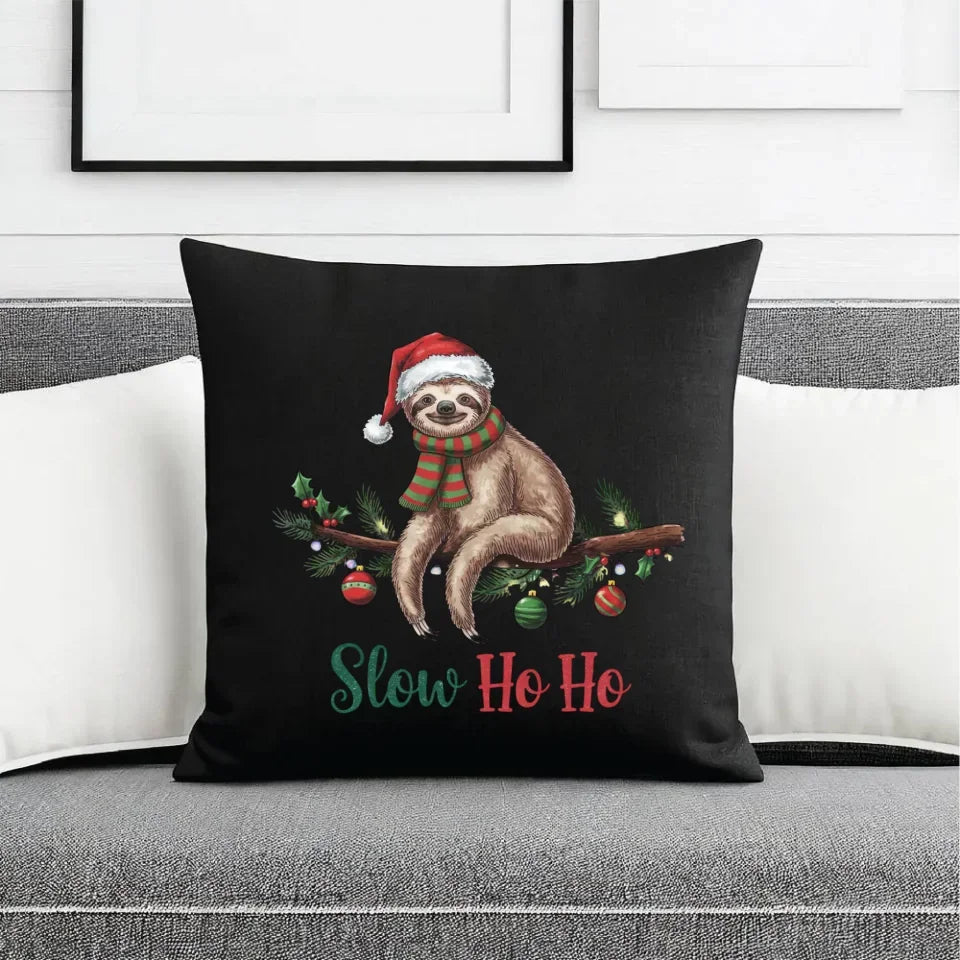 Leniwiec slow ho ho | Świąteczna poduszka dekoracyjna BN92 - StoryCups.pl