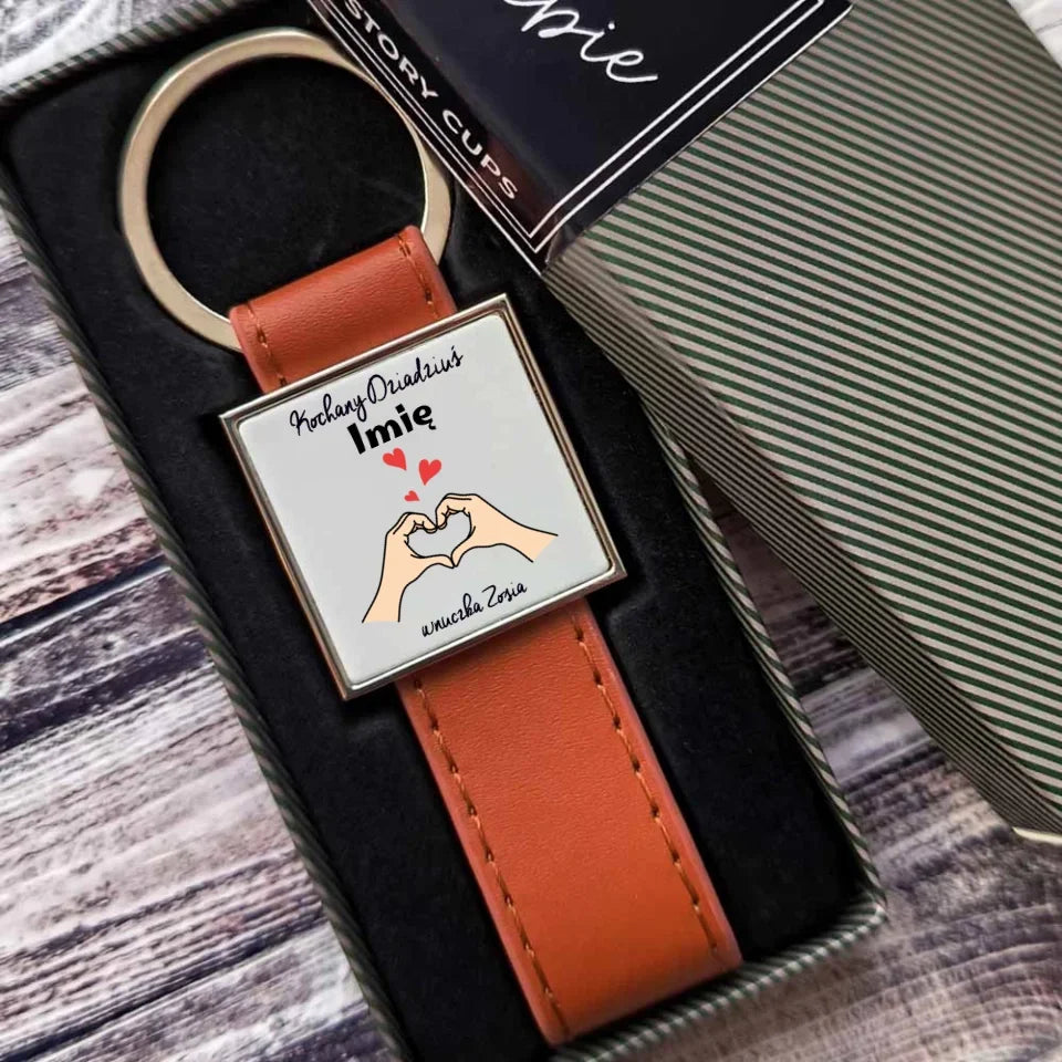 Kochany Dziadziuś | Personalizowany brelok dla dziadka D13 - StoryCups.pl