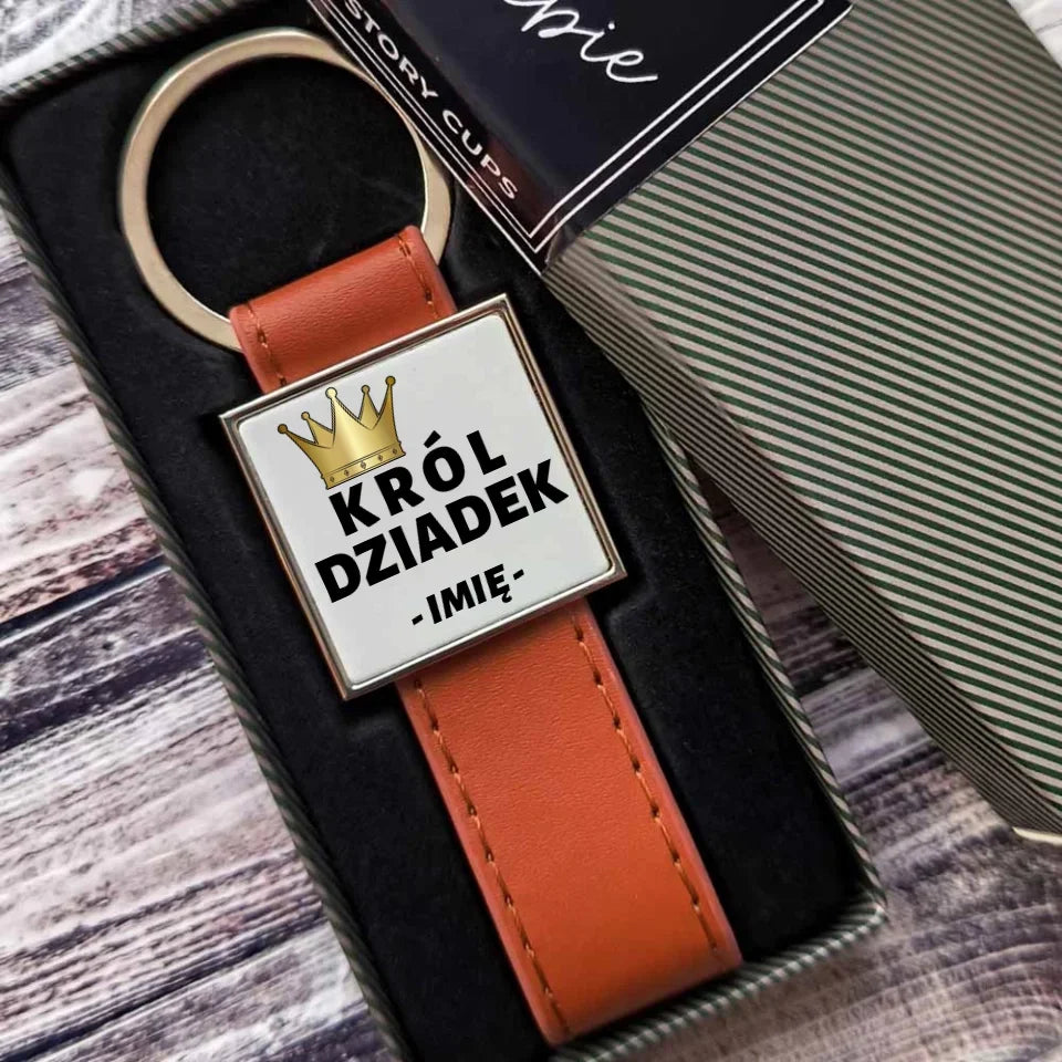 Król Dziadek | Brelok z imieniem dla dziadka D17 - StoryCups.pl