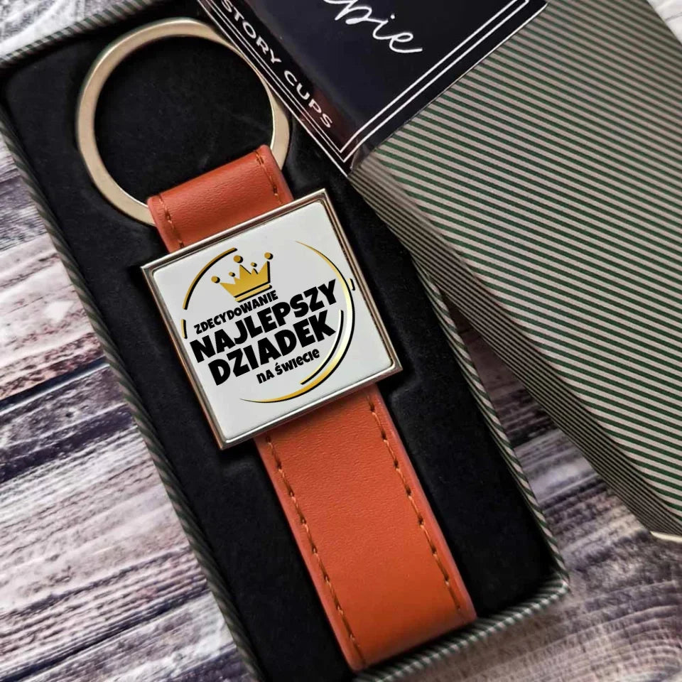 Zdecydowanie najlepszy dziadek na świecie | Brelok dla dziadka D32 - StoryCups.pl