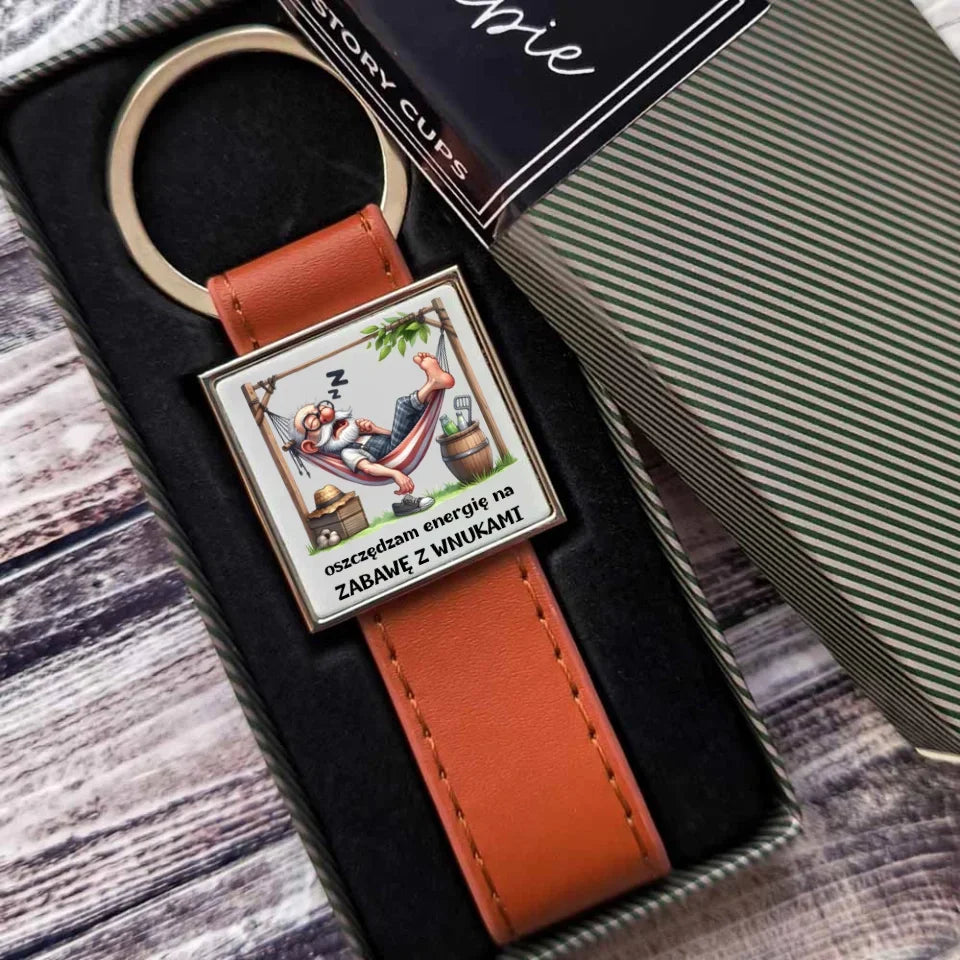 Oszczędzam energię | Brelok dla dziadka D39 - StoryCups.pl