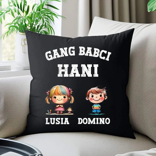 Gang Babci | Personalizowana poduszka dekoracyjna dla babci B18 - StoryCups.pl