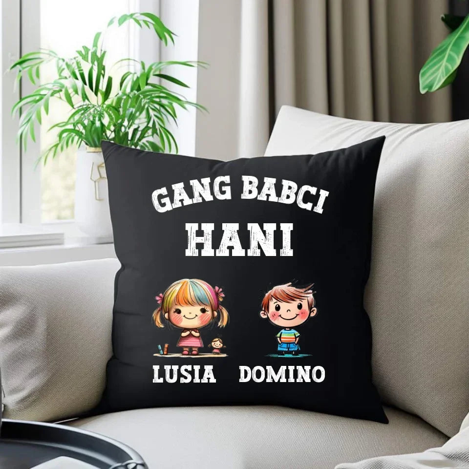 Gang Babci | Personalizowana poduszka dekoracyjna dla babci B18 - StoryCups.pl