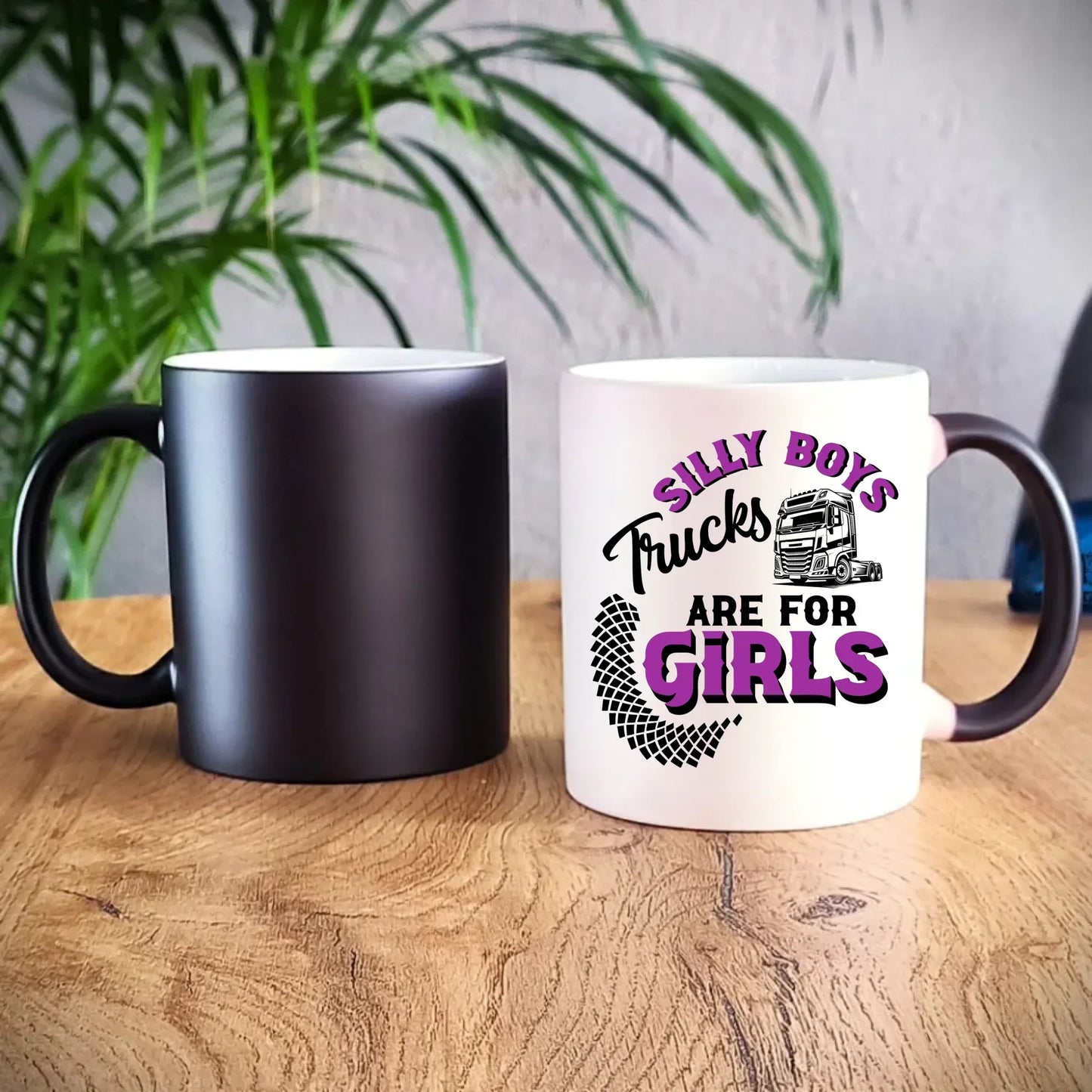 Silly boys trucks are for girls | Kubek dla kierowcy tira ZKT11 - StoryCups.pl