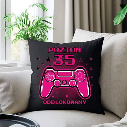 Poziom odblokowany (wiek) | Poduszka dekoracyjna na urodziny dla gracza U23 - StoryCups.pl