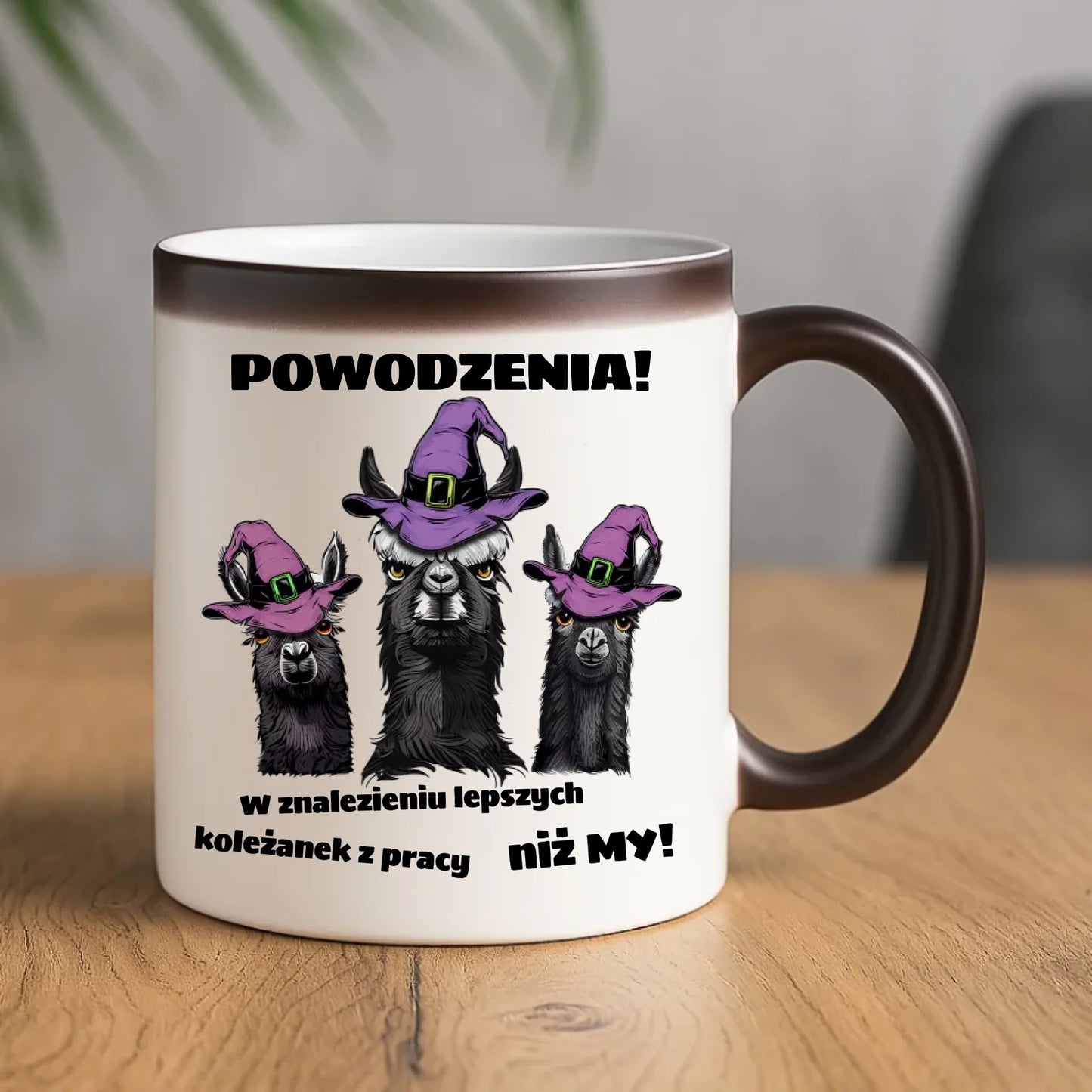 Magiczny kubek z ukrytym nadrukiem na pożegnanie odejście z pracy AWANS