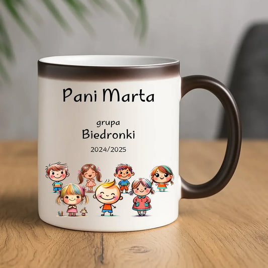 Przedszkolaki | Personalizowany kubek magiczny dla nauczycielki N03 - StoryCups.pl