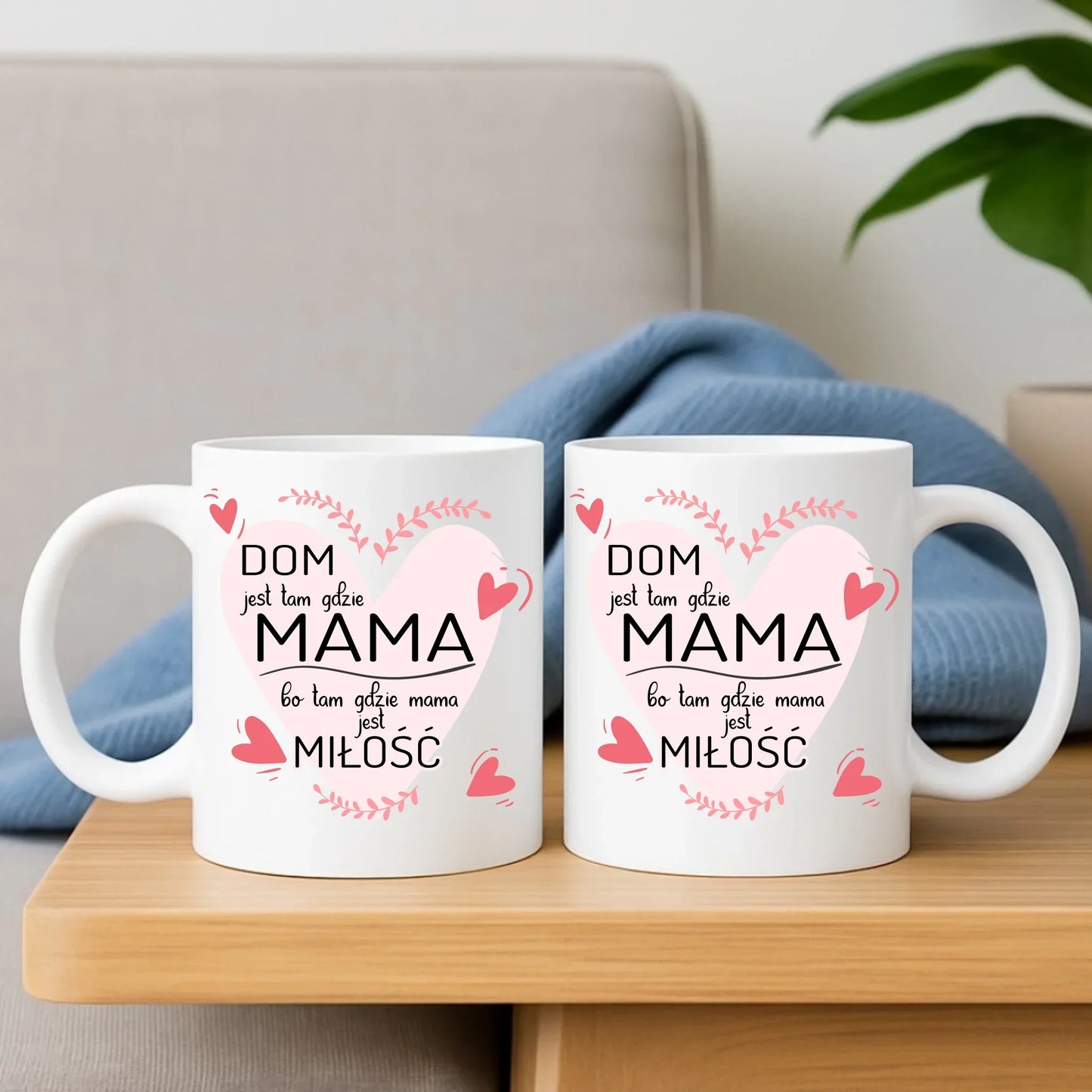 Dom jest tam gdzie mama | Zestaw poduszka i kubek na prezent DM31 - StoryCups.pl