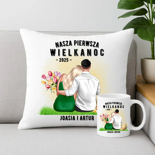 Nasza pierwsza Wielkanoc | Zestaw poduszka i kubek Wielkanocny dla par WN16 - StoryCups.pl