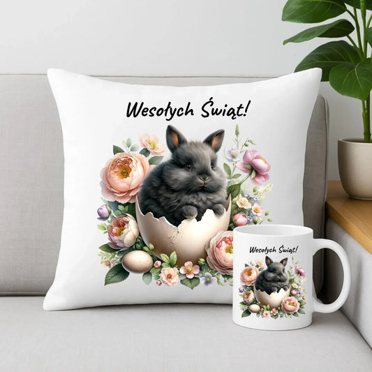 Zajączek w pisance | Zestaw poduszka i kubek na Wielkanoc WN03 - StoryCups.pl