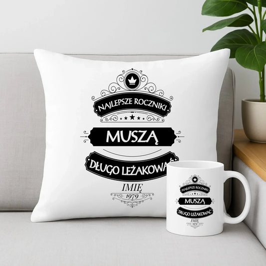 Najlepsze roczniki | Personalizowany zestaw poduszka i kubek prezent na urodziny U09 - StoryCups.pl