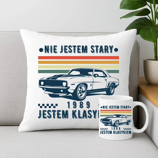 Nie jestem stary, jestem klasykiem | Zestaw poduszka i kubek na urodziny U22 - StoryCups.pl