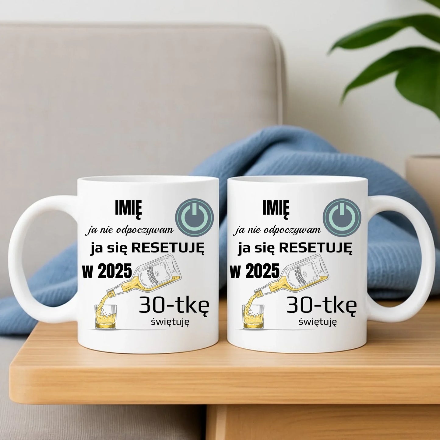 Ja się resetuję | Zestaw poduszka i kubek na urodziny U19 - StoryCups.pl