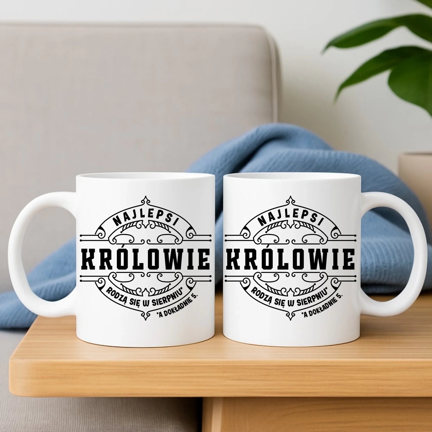 Najlepsi Królowie rodzą się (miesiąc, dzień) | Zestaw poduszka i kubek na urodziny U18 - StoryCups.pl