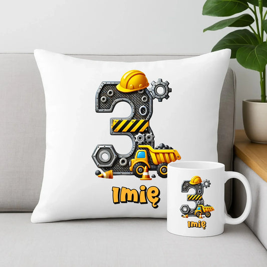Koparka, konstrukcja | Zestaw poduszka i kubek na 3. urodziny dla chłopca U37 - StoryCups.pl