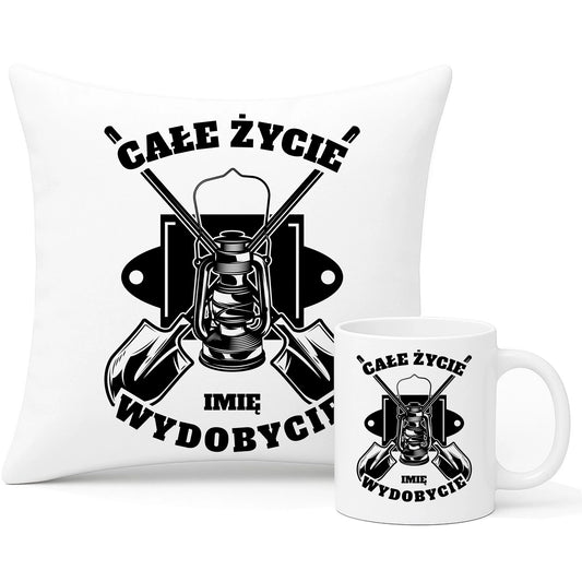 Zestaw poduszka i kubek - prezent dla górnika - Całe życie wydobycie - personalizowany G01 - StoryCups.pl