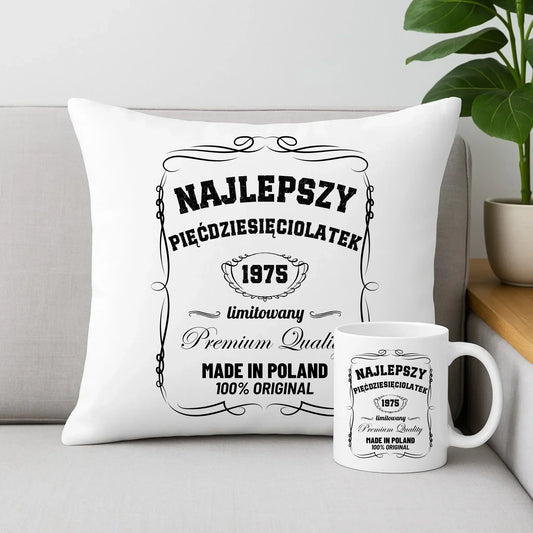 Najlepszy pięćdziesięciolatek | Zestaw poduszka i kubek prezent na 50 urodziny U04 - StoryCups.pl