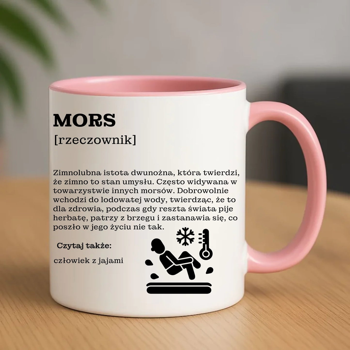 Ceramiczny różowy kubek z nadrukiem na prezent