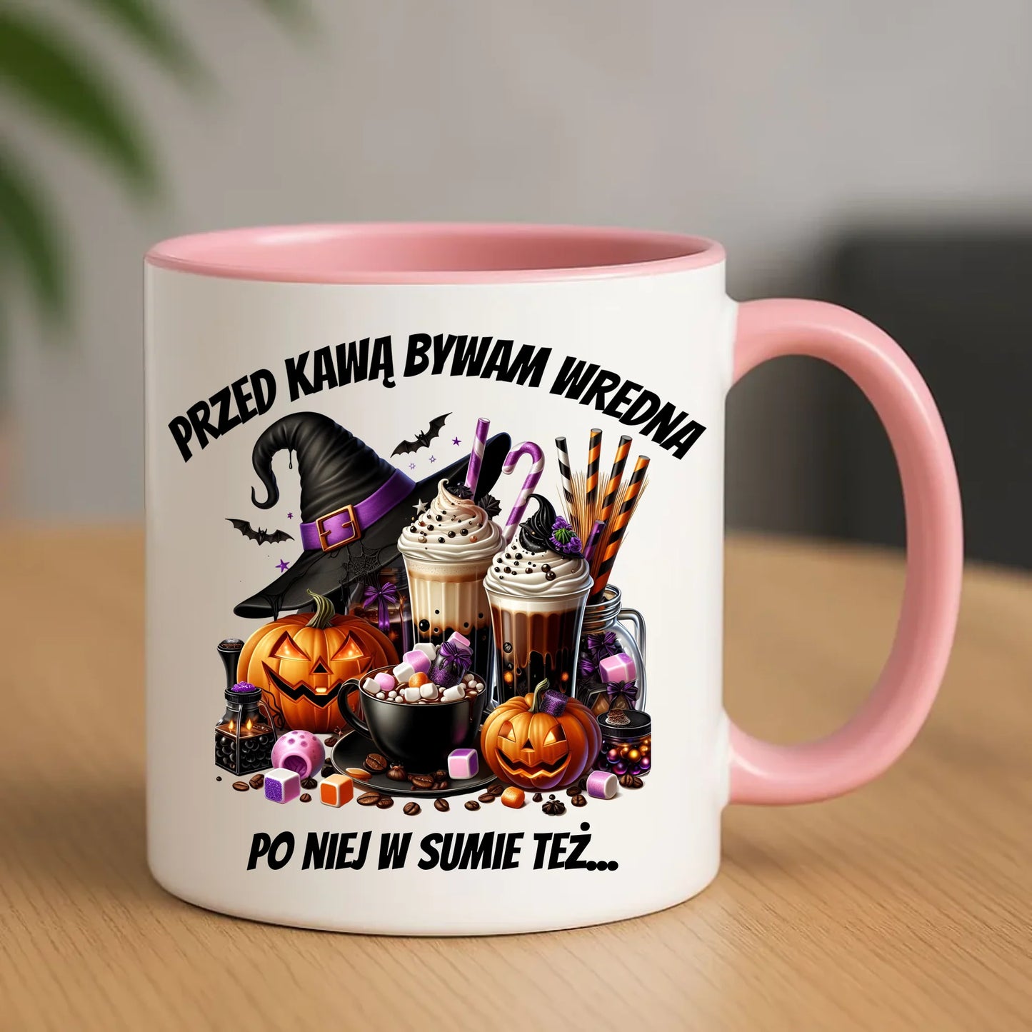 Ceramiczny różowy kubek z nadrukiem na prezent