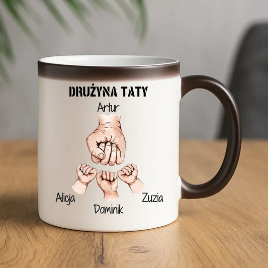 Drużyna Taty | Personalizowany kubek magiczny dla taty z imionami dzieci DT01 - StoryCups.pl