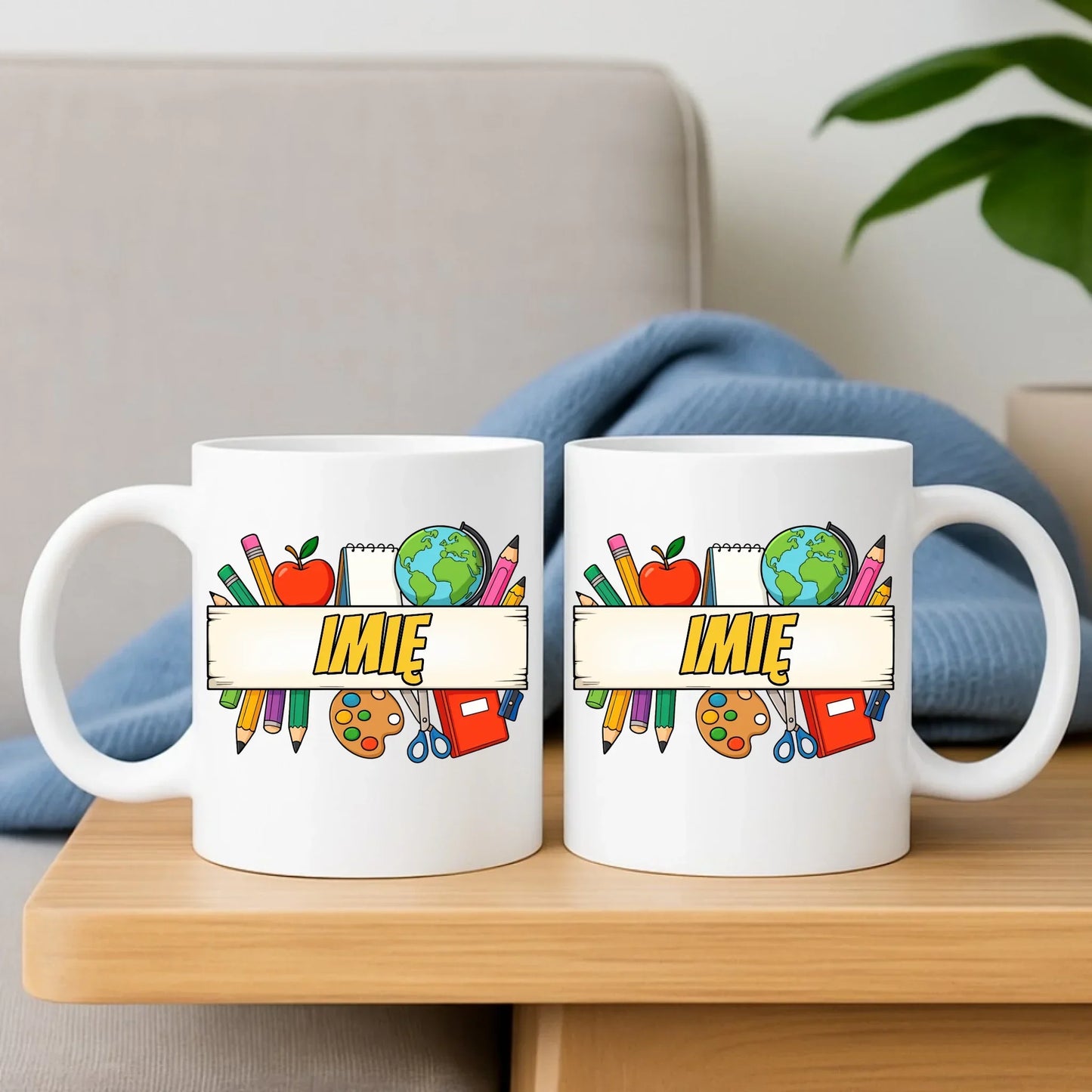 Zestaw poduszka i kubek szkolny z imieniem SZ10 - StoryCups.pl