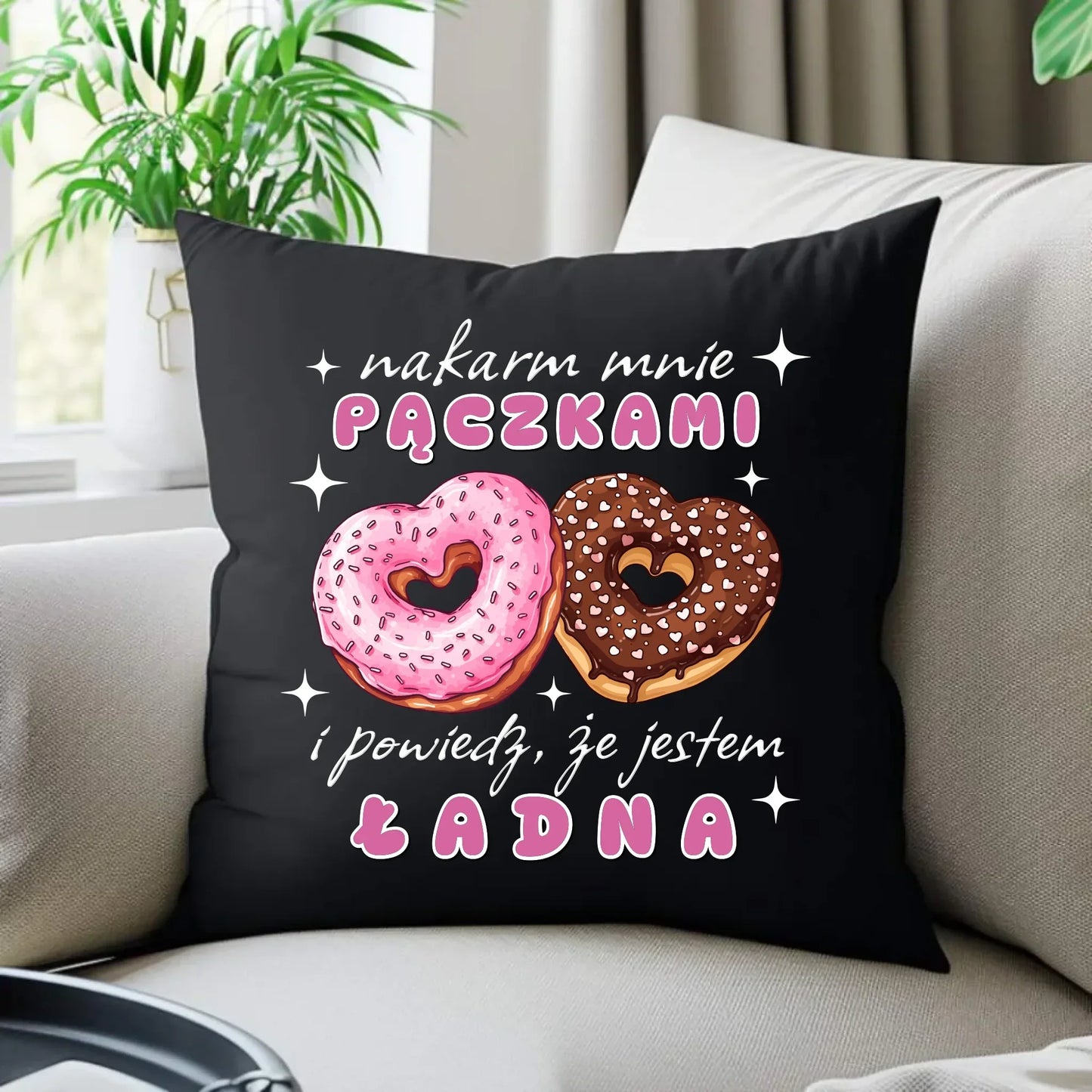 Nakarm mnie pączkami | Poduszka dekoracyjna W59 - StoryCups.pl