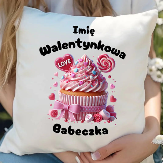 Walentynkowa babeczka imię | Poduszka na Walentynki W21 - StoryCups.pl