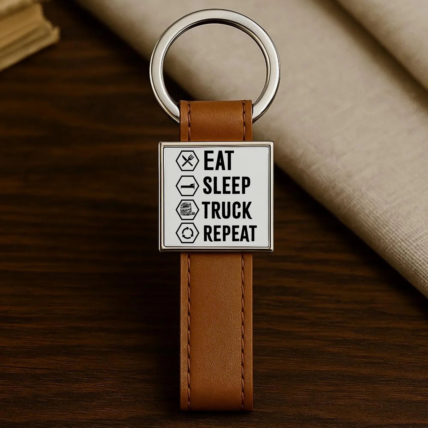 Eat Sleep Truck Repeat | Brelok dla kierowcy tira ZKT05 - StoryCups.pl