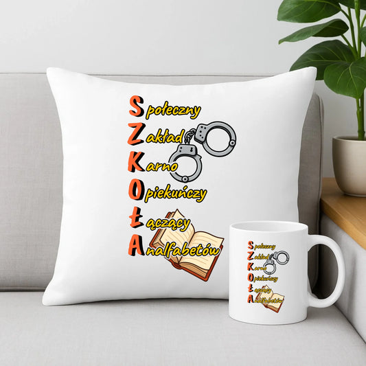 Zestaw poduszka i kubek szkolny - S.Z.K.O.Ł.A. Zakład Karno Opiekuńczy SZ17 - StoryCups.pl