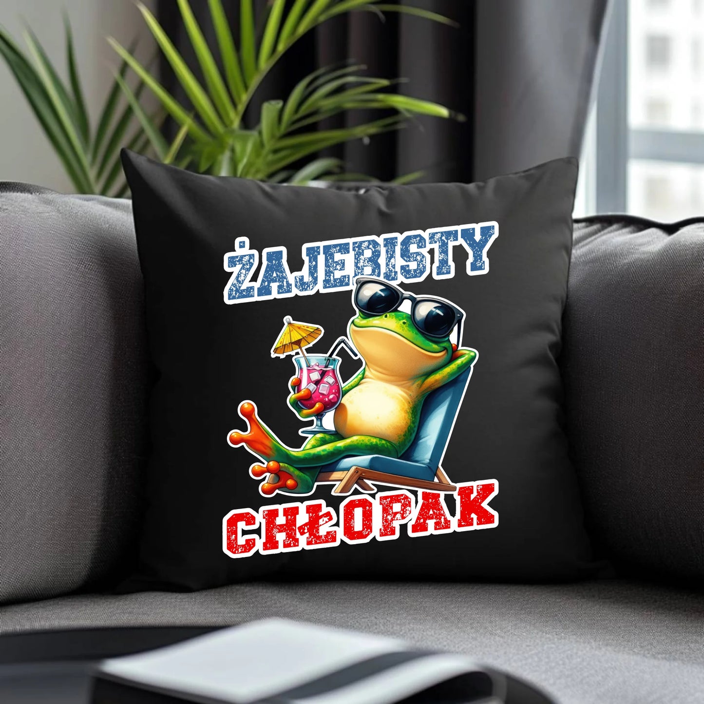 Poduszka dekoracyjna z żabą - prezent dla chłopaka - Żajebisty chłopak DCH19 - StoryCups.pl