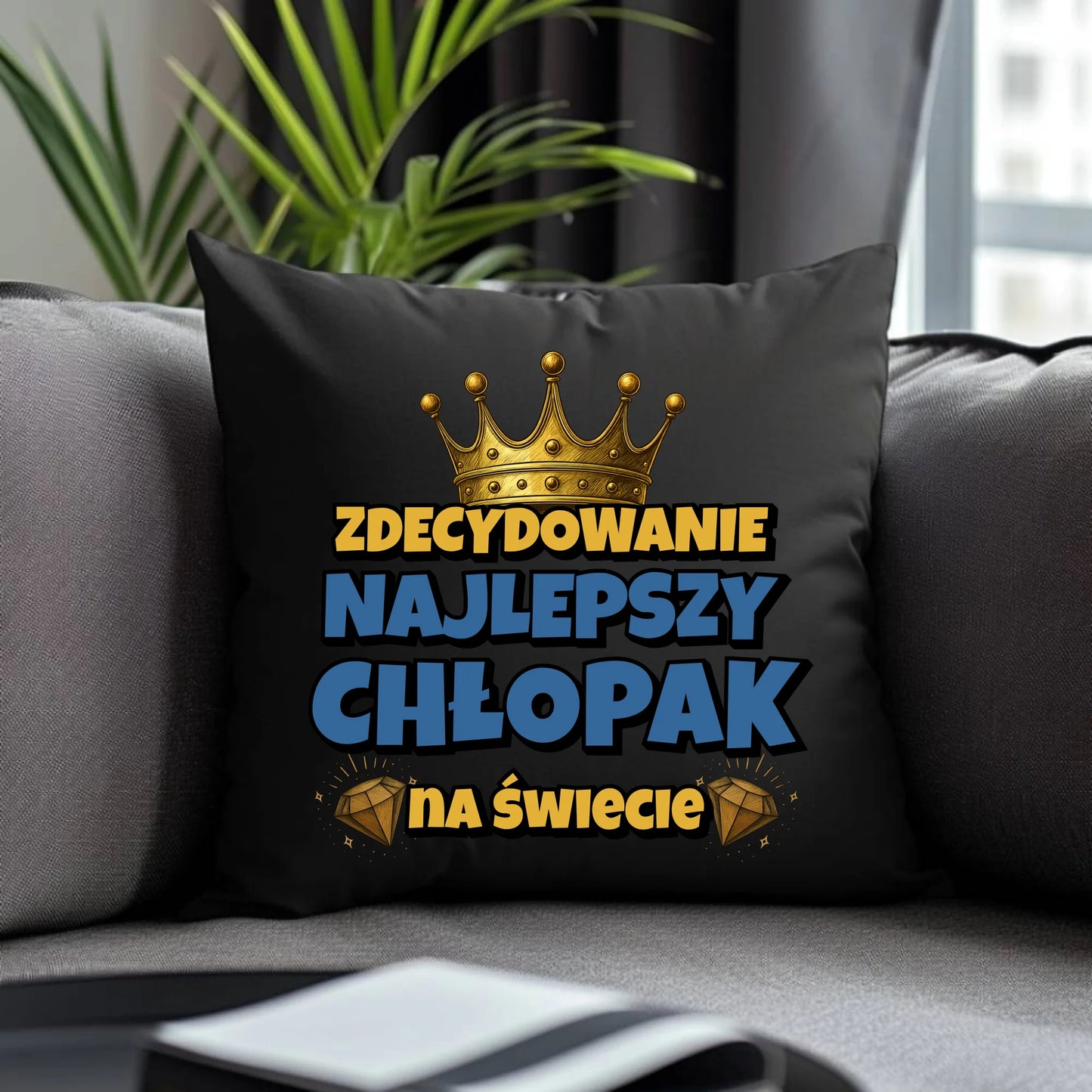Poduszka dekoracyjna - Prezent na Dzień Chłopaka - Najlepszy chłopak DCH21 - StoryCups.pl