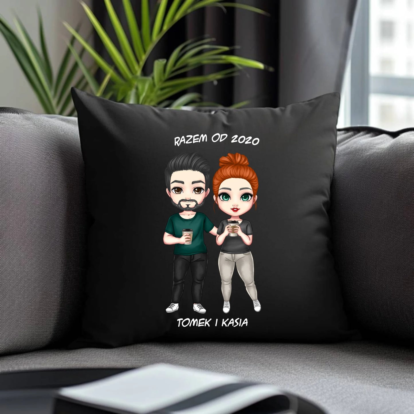 Poduszka dekoracyjna - prezent dla par zakochanych - personalizowana W01 - StoryCups.pl