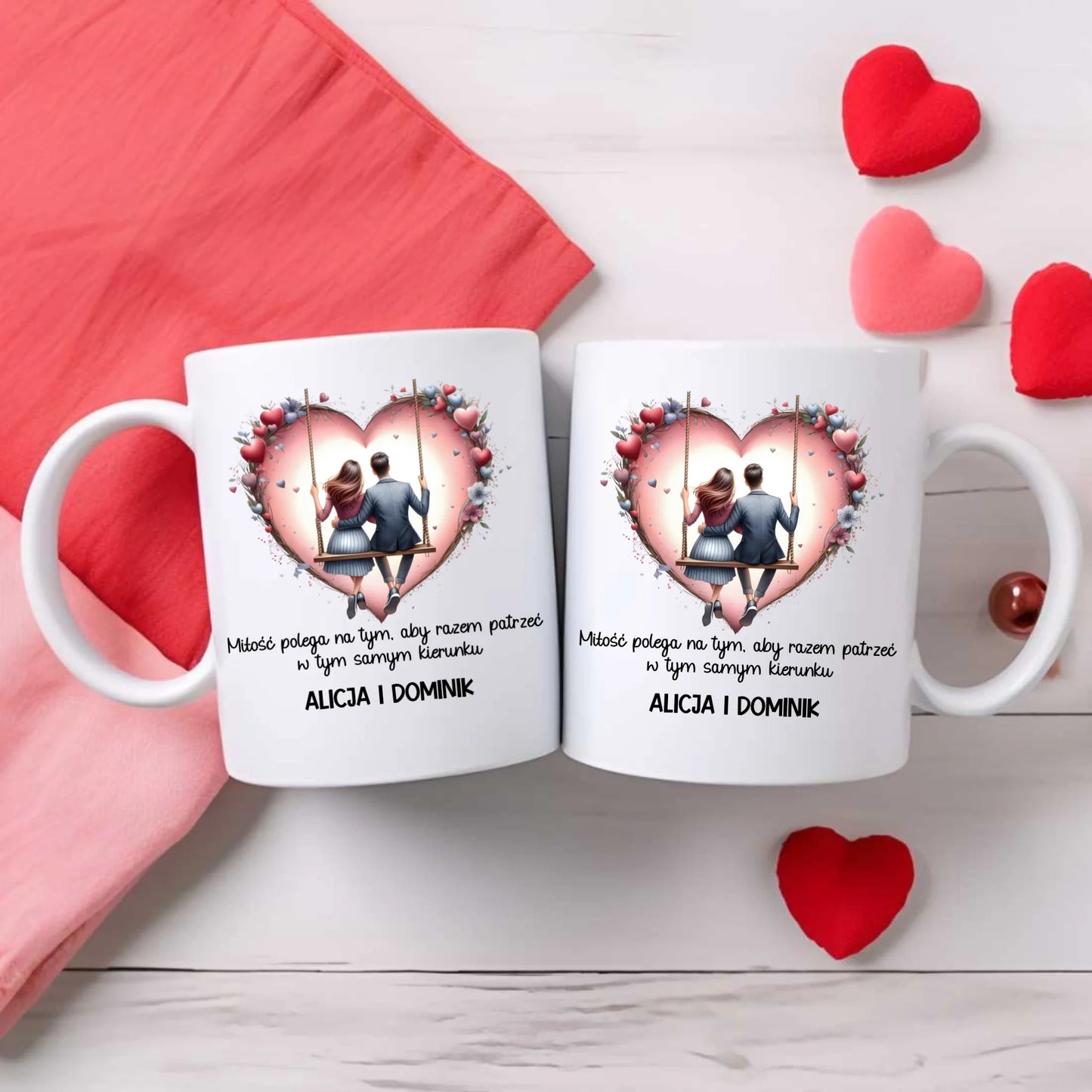 Kubek dla par - prezent dla chłopaka i dziewczyny - Para na huśtawce - personalizowany W12 - StoryCups.pl
