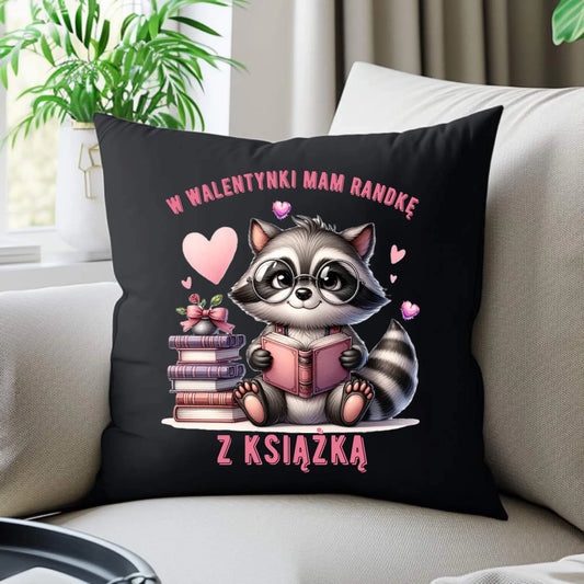 Poduszka dekoracyjna na Walentynki dla mola książkowego – Mam randkę z książką W20 - StoryCups.pl