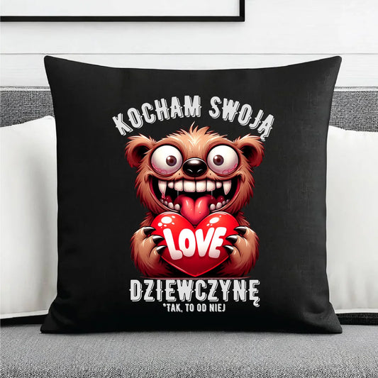 Poduszka dekoracyjna - prezent dla chłopaka - Kocham swoją dziewczynę W30 - StoryCups.pl