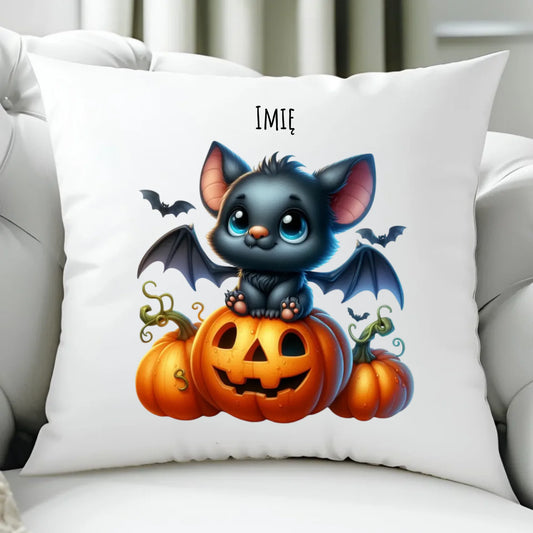 Poduszka halloweenowa - Słodki nietoperz z dynią - personalizowana HL09 - StoryCups.pl
