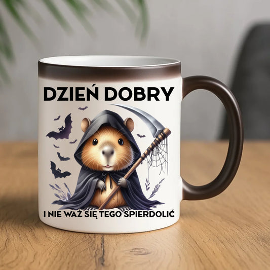Kubek magiczny halloweenowy - Kapibara Żniwiarz - Dzień dobry - bez cenzury HL20 - StoryCups.pl