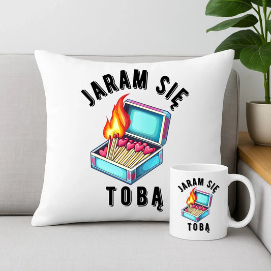 Zestaw poduszka i kubek dla zakochanych - Jaram się Tobą W39 - StoryCups.pl