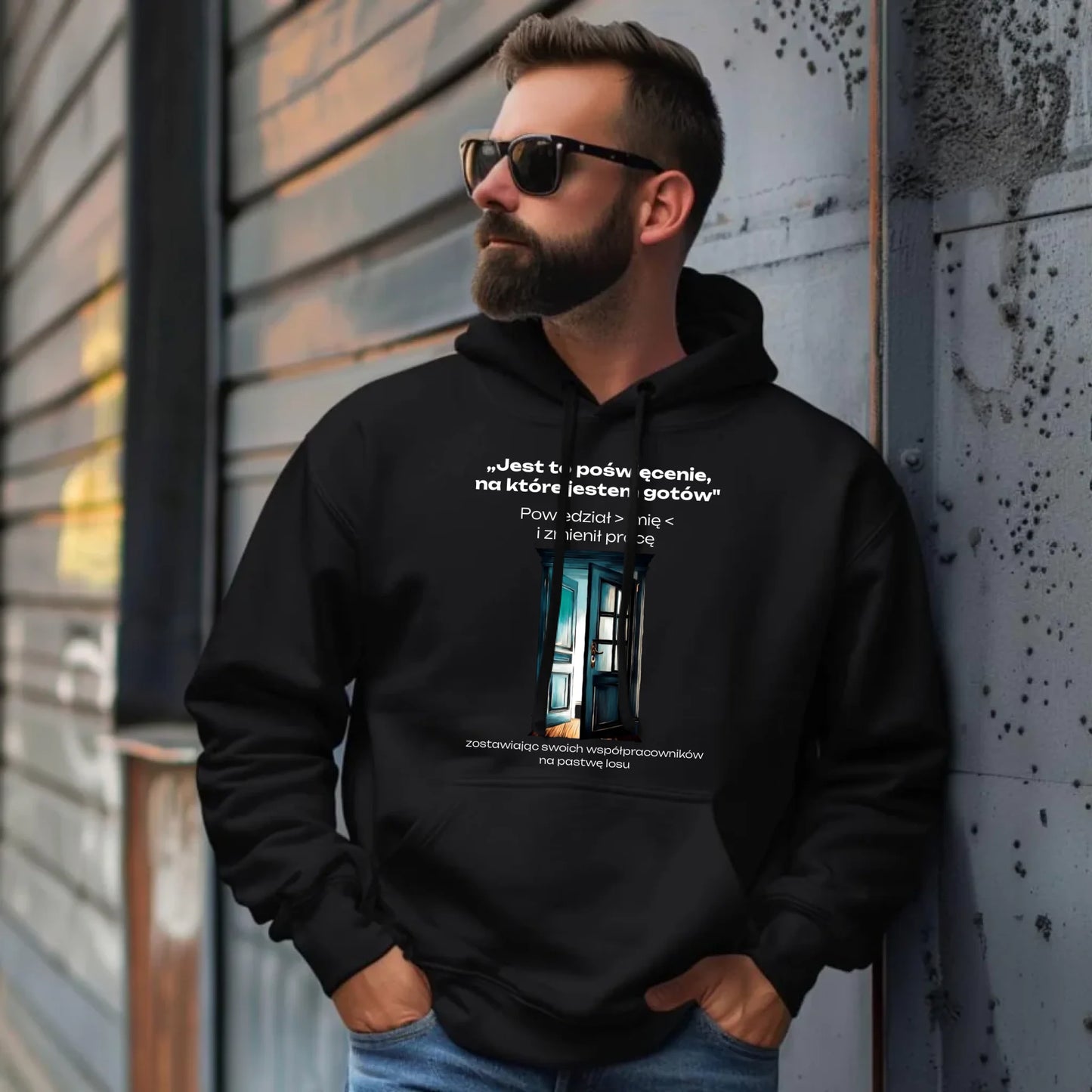 Bluza męska z kapturem na odejście z pracy - Poświęcenie, na które jestem gotów - personalizowana OP02 - StoryCups.pl