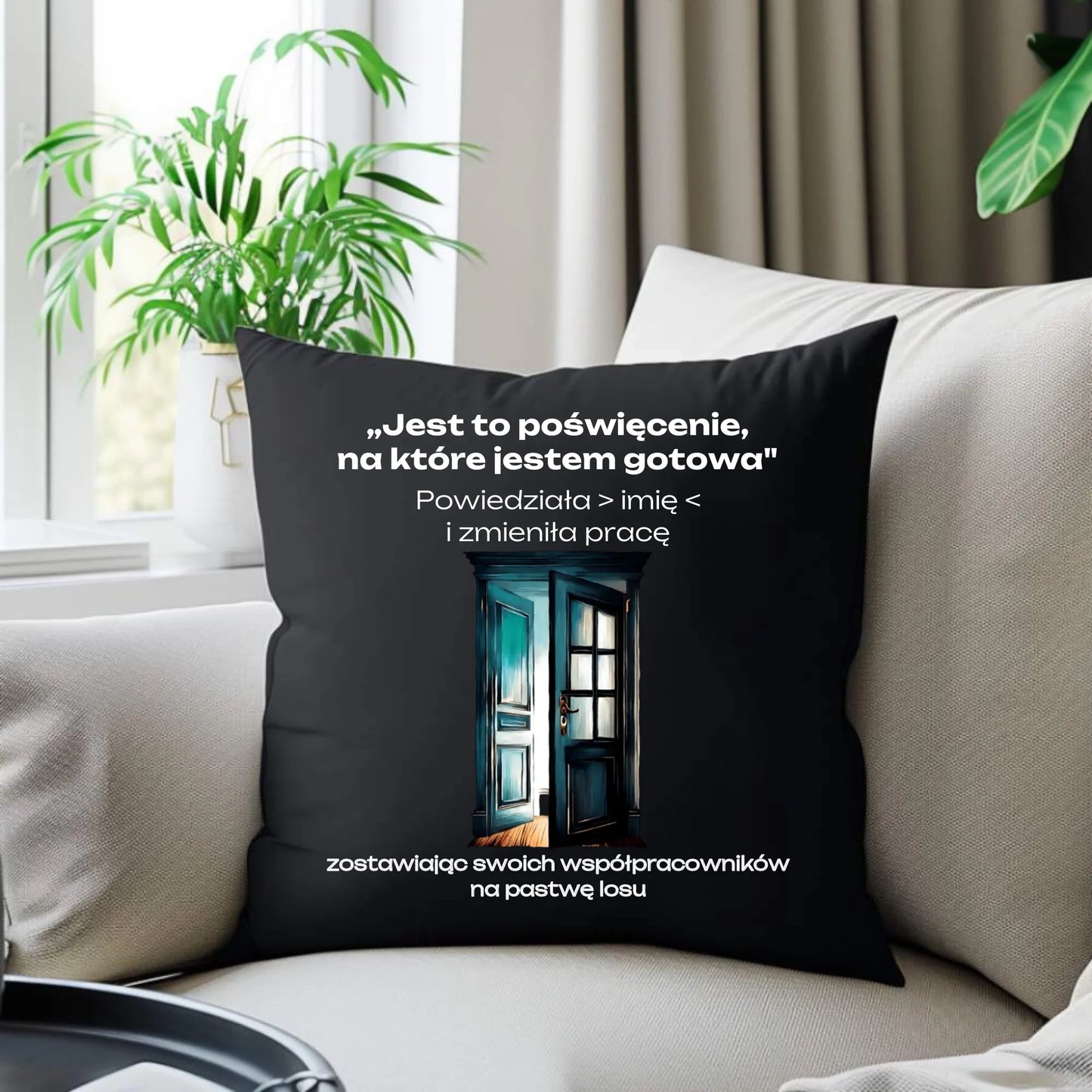 Poduszka dekoracyjna na odejście z pracy - Poświęcenie, na które jestem gotów - personalizowana OP02 - StoryCups.pl