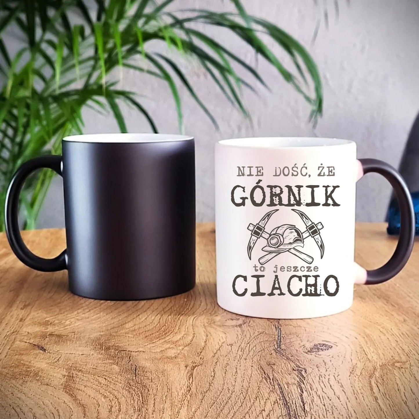 Kubek magiczny - prezent dla górnika - Nie dość, że górnik to jeszcze ciacho G17 - StoryCups.pl