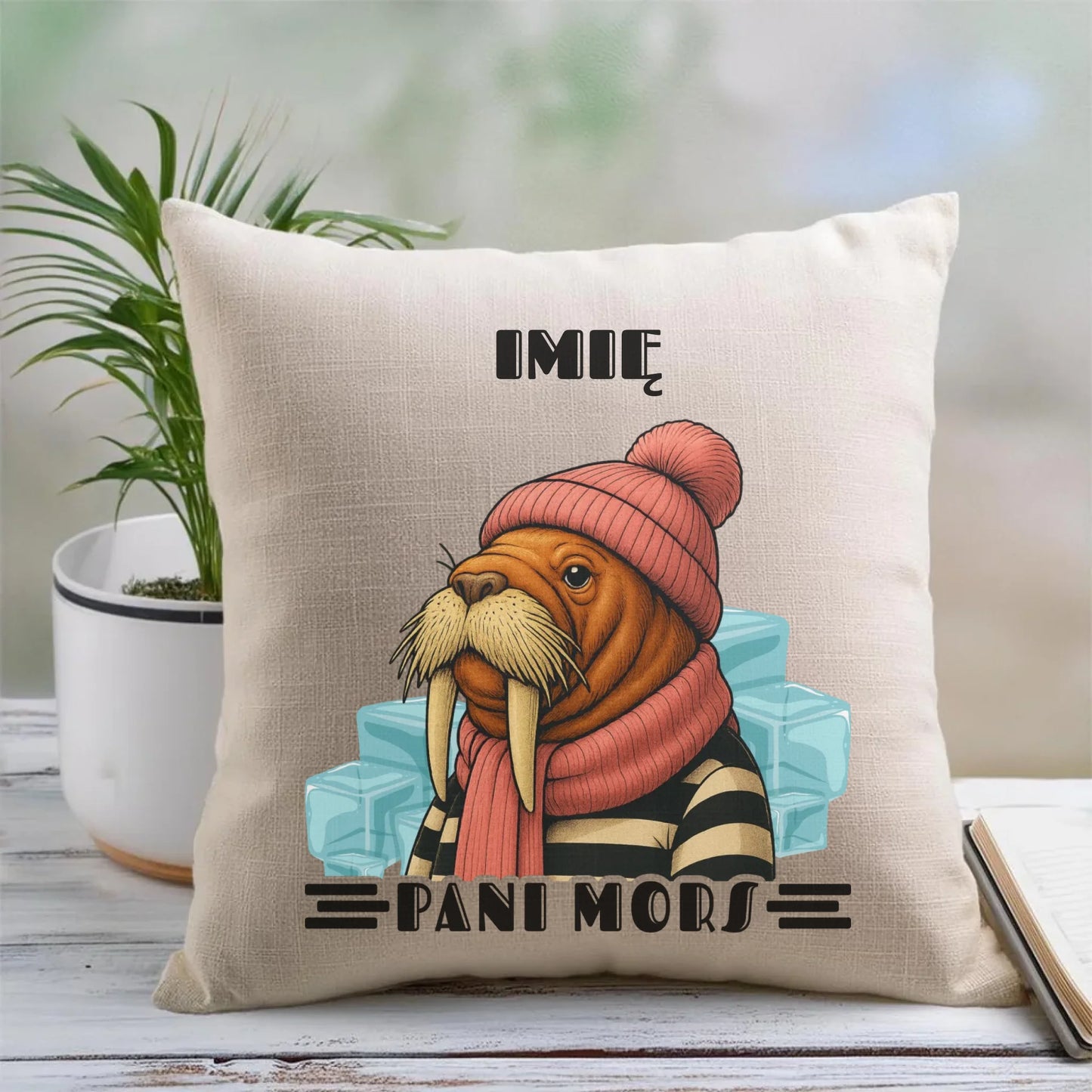 Poduszka - prezent dla morsa - Pani Mors - personalizowana HM16 - StoryCups.pl