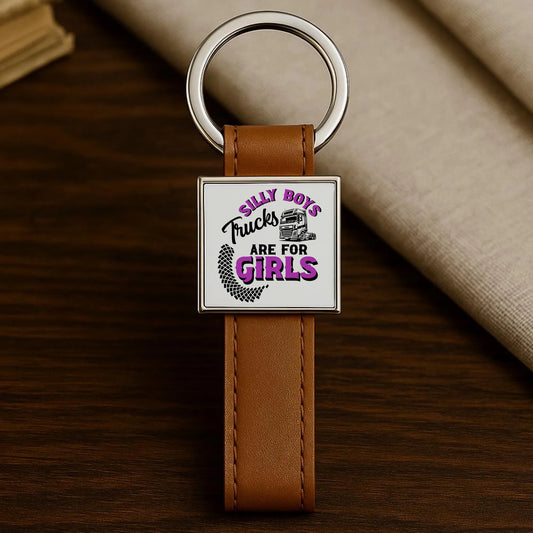 Brelok - kierowca ciężarówki - Silly boys trucks are for girls ZKT11 - StoryCups.pl