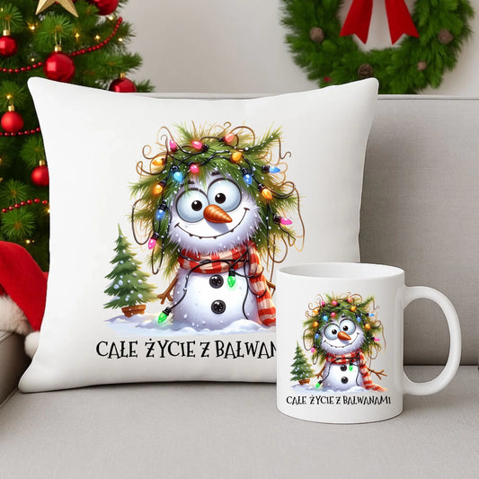 Zestaw poduszka i kubek świąteczny - Całe życie z bałwanami BN125 - StoryCups.pl