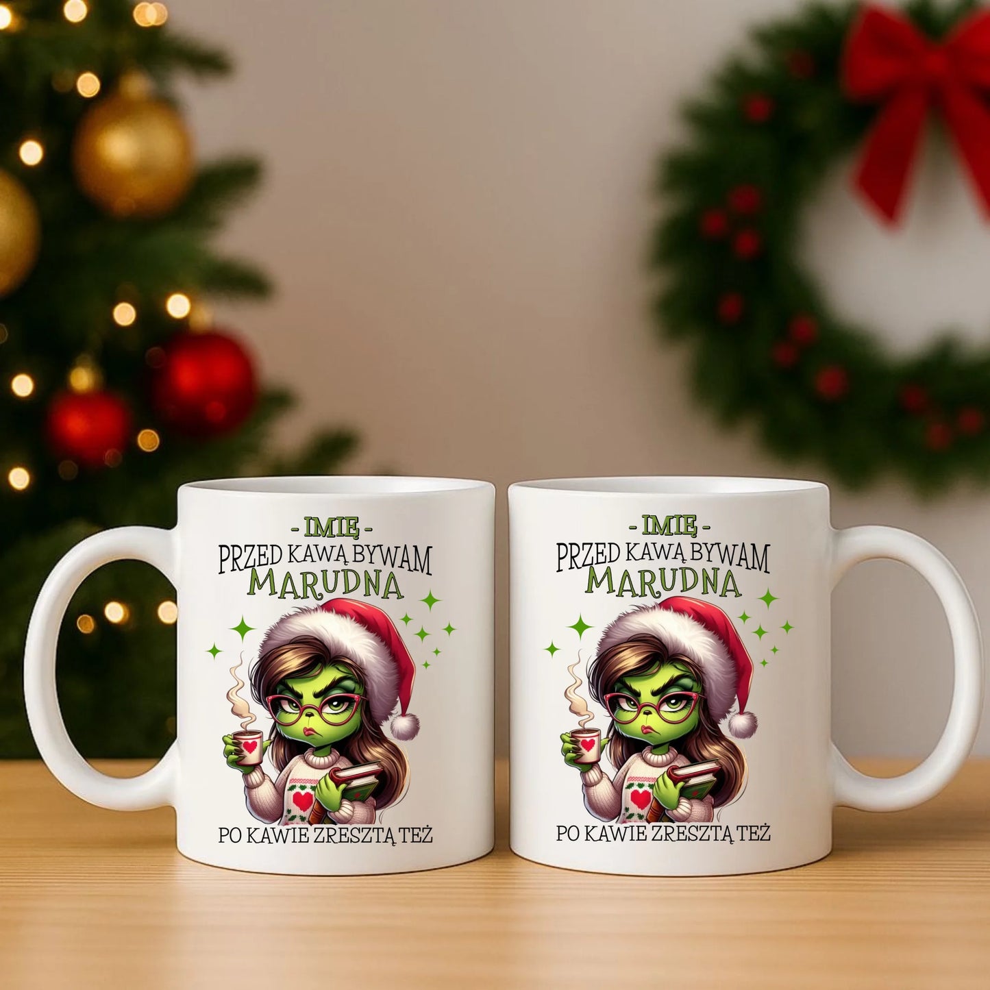 Zestaw poduszka i kubek świąteczny - Grinch - Przed kawą bywam marudna - personalizowany BN116 - StoryCups.pl