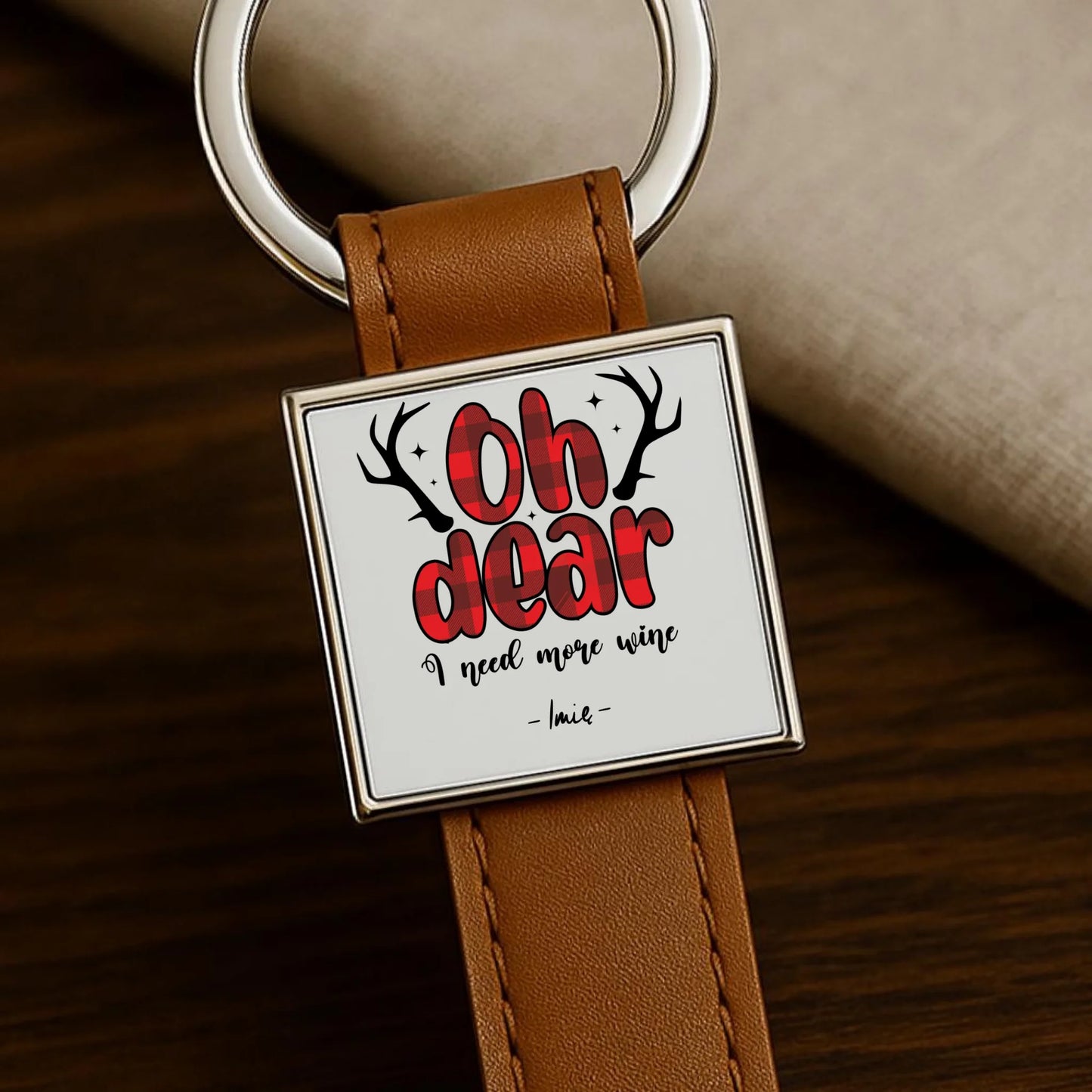 Brelok świąteczny - Oh dear I need more wine - personalizowany BN63 - StoryCups.pl