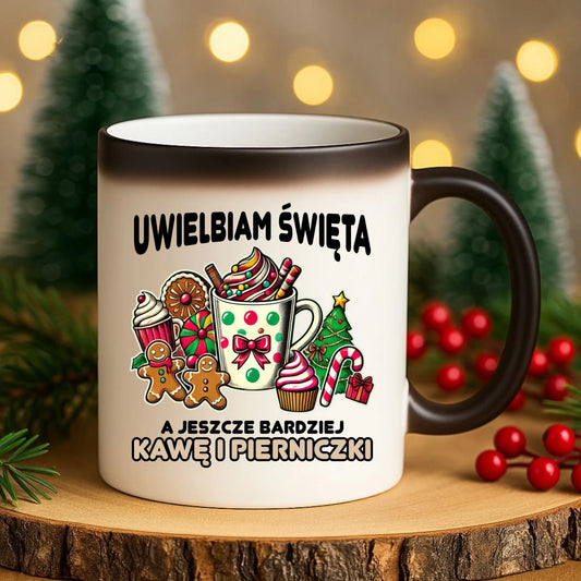Kubek magiczny świąteczny - Uwielbiam święta kawę i pierniczki BN47 - StoryCups.pl