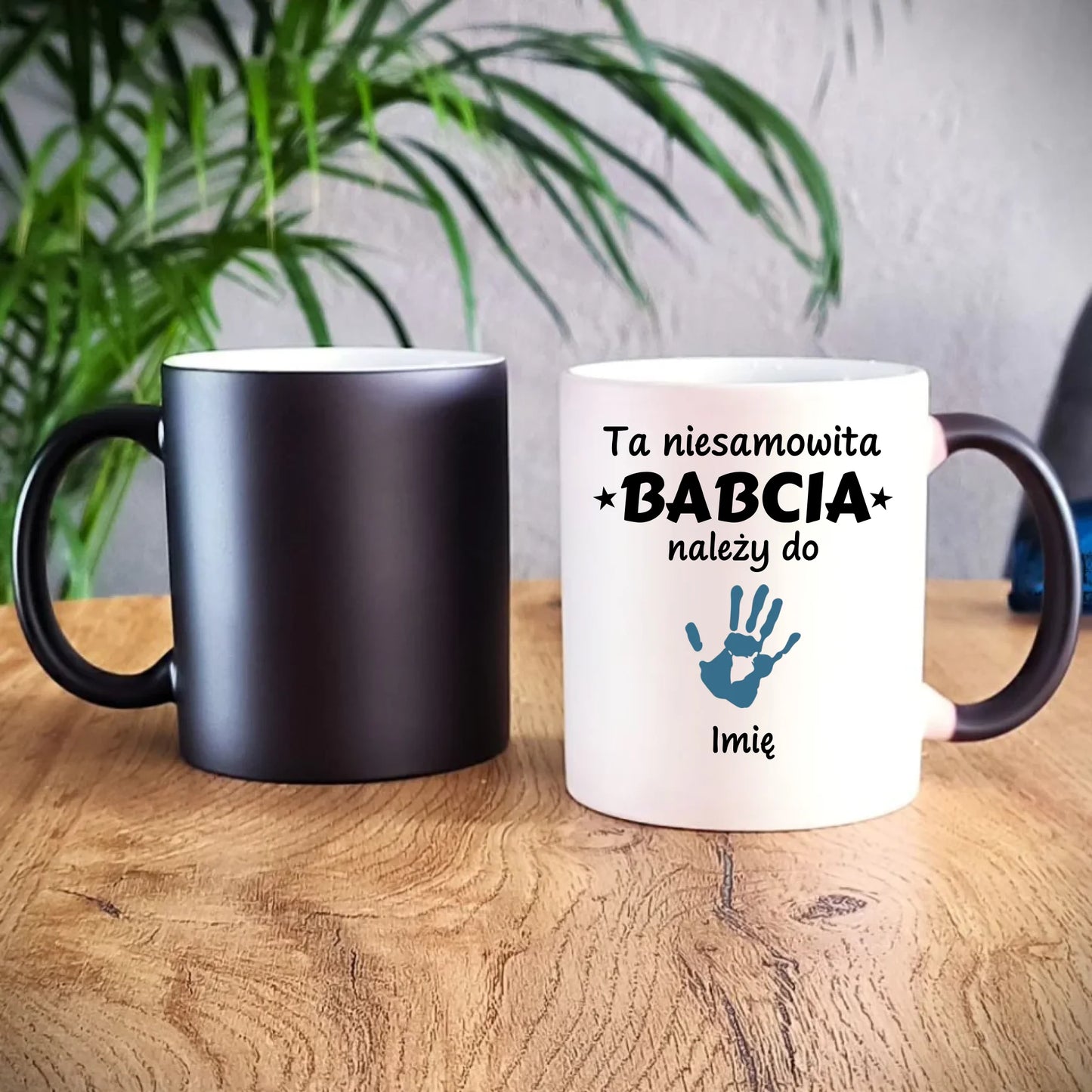 Kubek magiczny dla babci - Babcia należy do wnuków 1–6 imion – personalizowany B33
