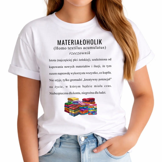 Koszulka damska szyciowa dla krawcowej - Materiałoholik definicja HS11 - StoryCups.pl