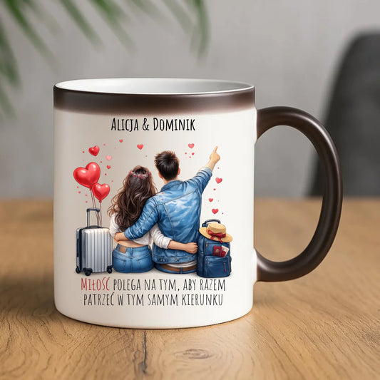 Kubek magiczny dla par - Para w podróży miłość - personalizowany W12 - StoryCups.pl